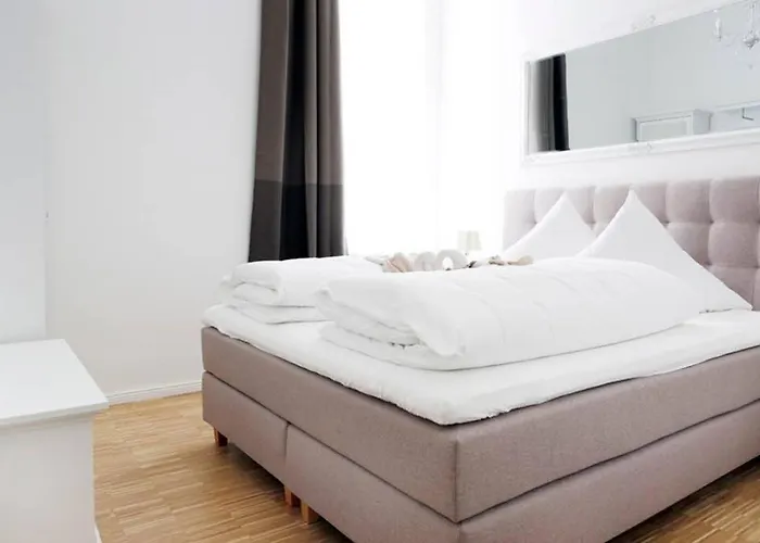 Sc 06 By Rockchair L Superhost Status L 4 Bedrooms Boxspringbeds 2 Bathrooms Balcony Elevator - Cozy Family & Business Flair Welcomes You! 아파트