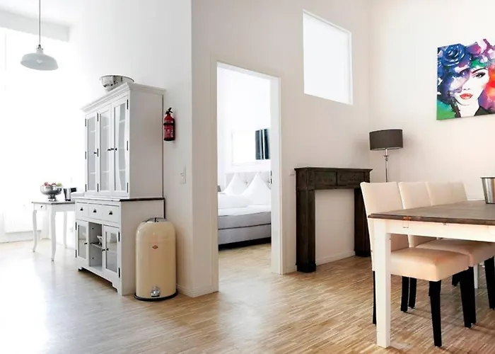 Sc 06 By Rockchair L Superhost Status L 4 Bedrooms Boxspringbeds 2 Bathrooms Balcony Elevator - Cozy Family & Business Flair Welcomes You! Appartamento