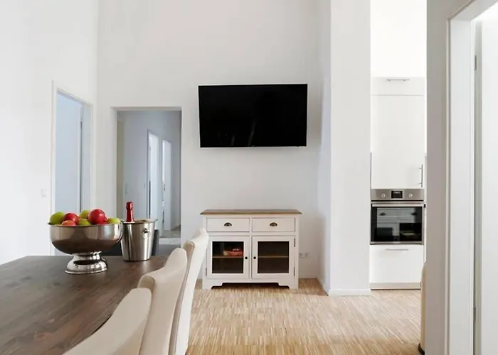 Sc 06 By Rockchair L Superhost Status L 4 Bedrooms Boxspringbeds 2 Bathrooms Balcony Elevator - Cozy Family & Business Flair Welcomes You! Appartamento