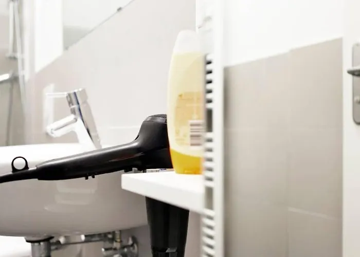 Sc 06 By Rockchair L Superhost Status L 4 Bedrooms Boxspringbeds 2 Bathrooms Balcony Elevator - Cozy Family & Business Flair Welcomes You! Appartamento *