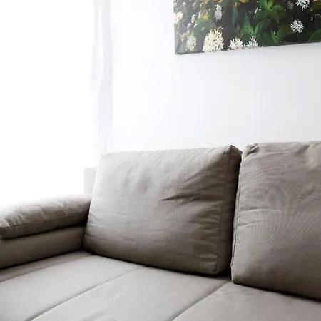 Sc 06 By Rockchair L Superhost Status L 4 Bedrooms Boxspringbeds 2 Bathrooms Balcony Elevator - Cozy Family & Business Flair Welcomes You! *